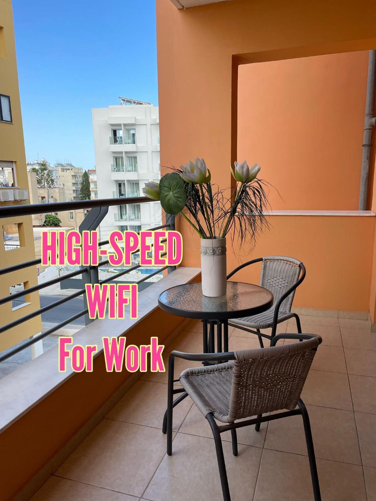 Vip Resort Apartment On Makenzie Beach Larnaca Dış mekan fotoğraf