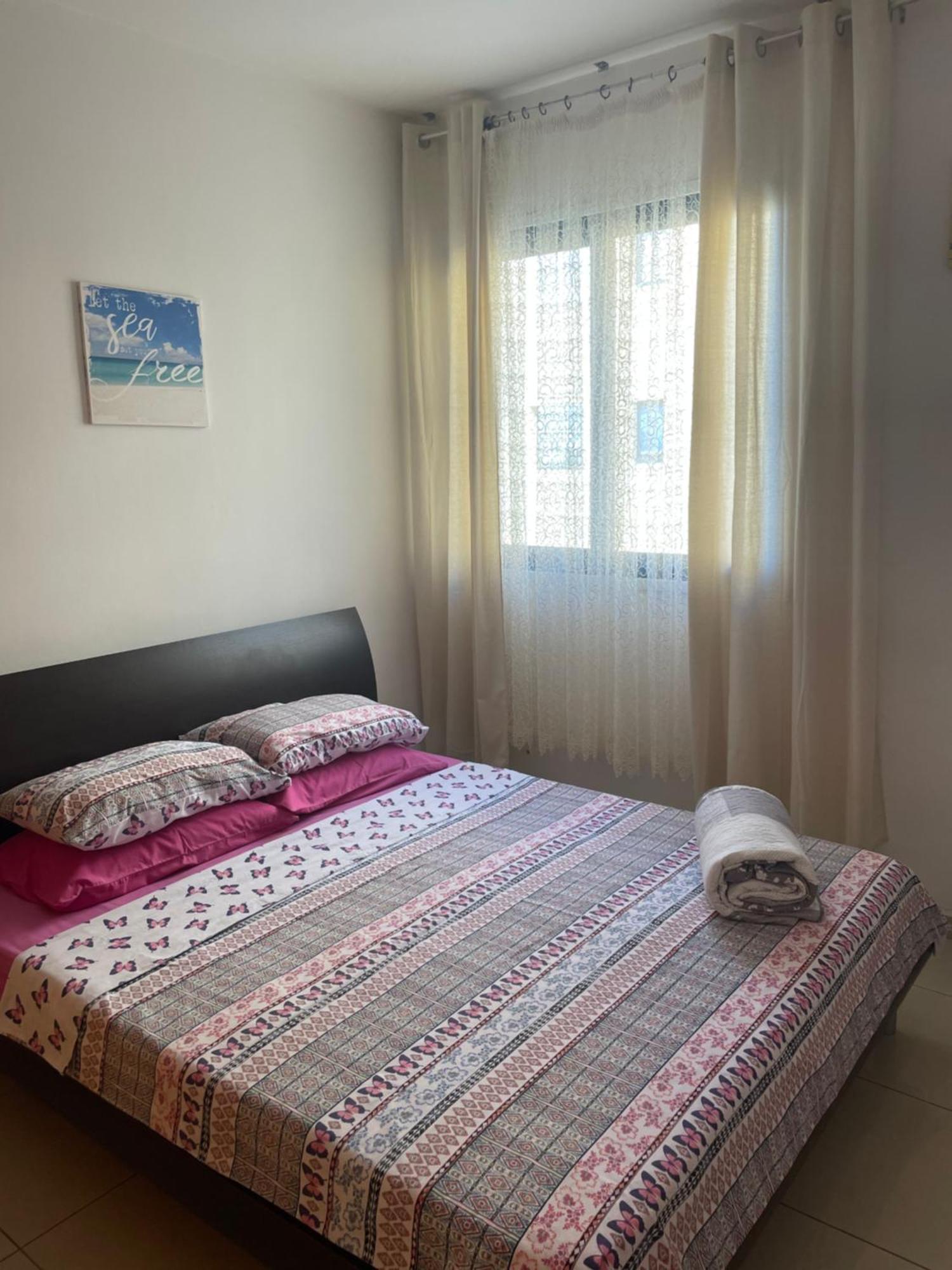 Vip Resort Apartment On Makenzie Beach Larnaca Dış mekan fotoğraf
